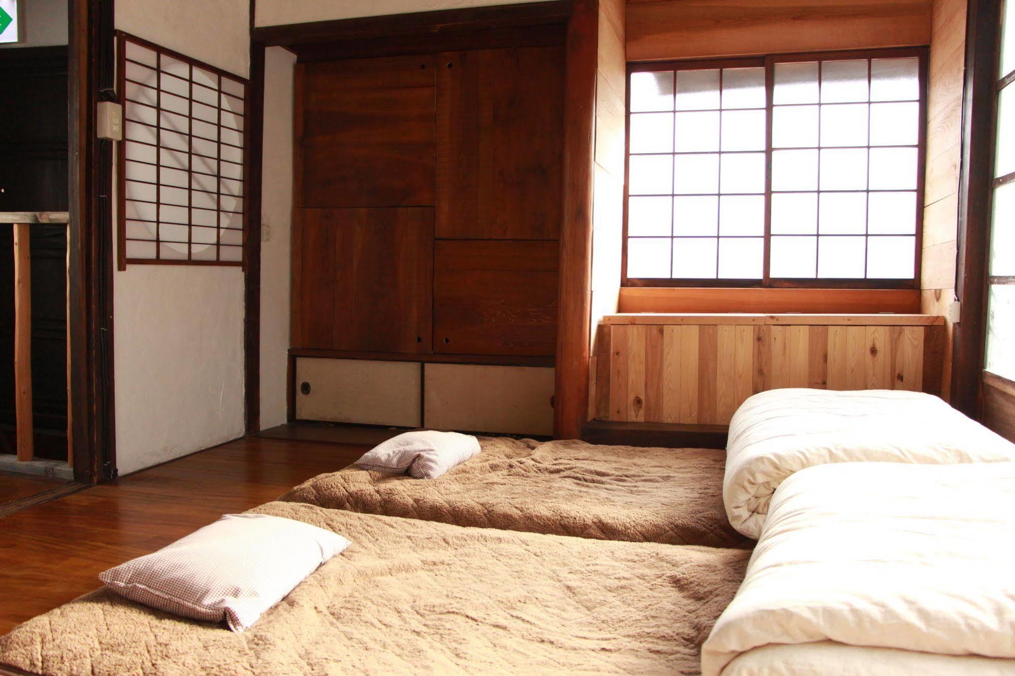 Guest House Yado Curly Onomichi Exterior photo